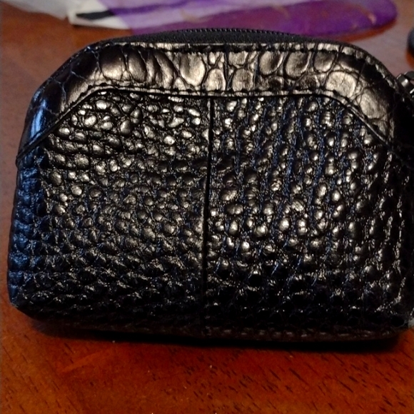 👜 Brighton Black Change Purse in Excellent condition - Picture 2 of 4